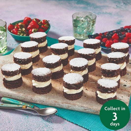 FTO Chocolate Mini Sponge Sharing Platter (16 Pieces)