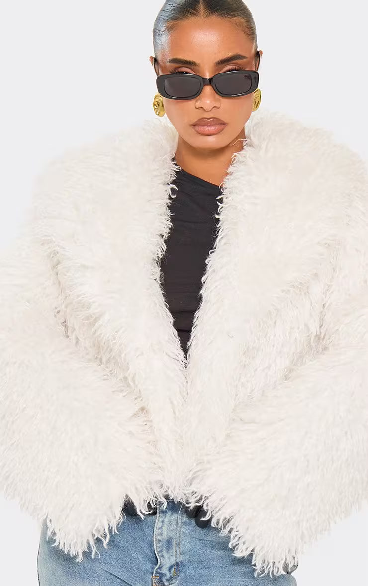 Oversized Collar Detail Cropped Shaggy Coat In White faux Fur