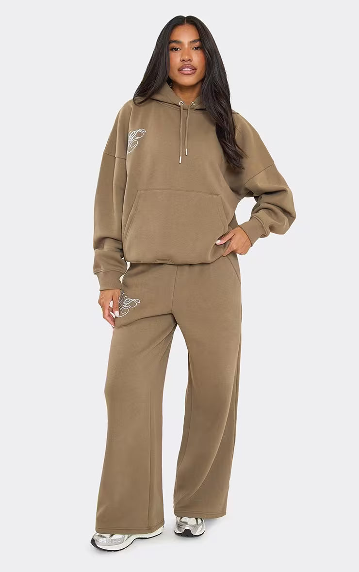 Mid Rise Graphic Detail Wide Leg Joggers In Olive Green