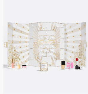 Le 30 Montaigne Advent Calendar